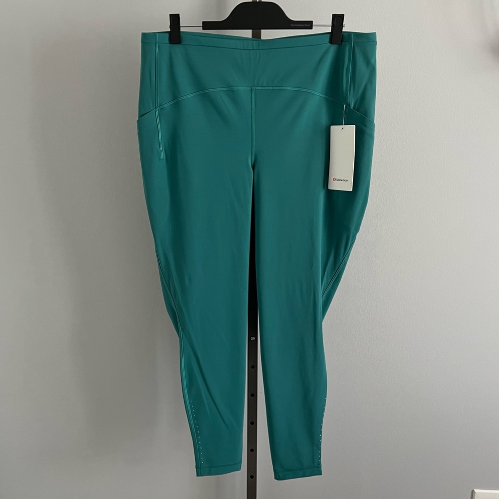 NWT Lululemon Swift Speed HR Tight 28” in Teal Lagoon